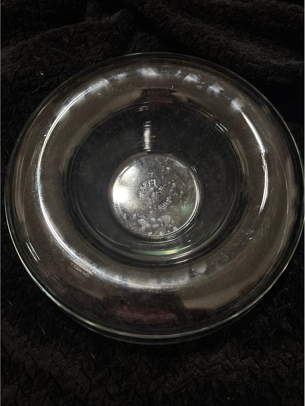 Pyrex Round Glass dish - Picture 2 of 2